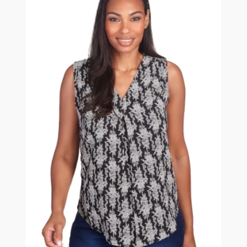 Black and White Sleeveless V-Neck Blouse